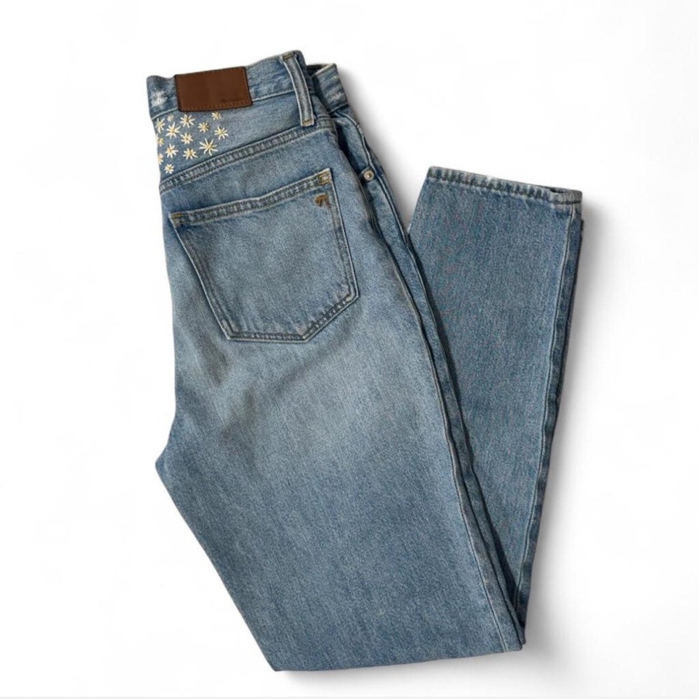 Madewell • The Mom Jean in Melva Wash‎
